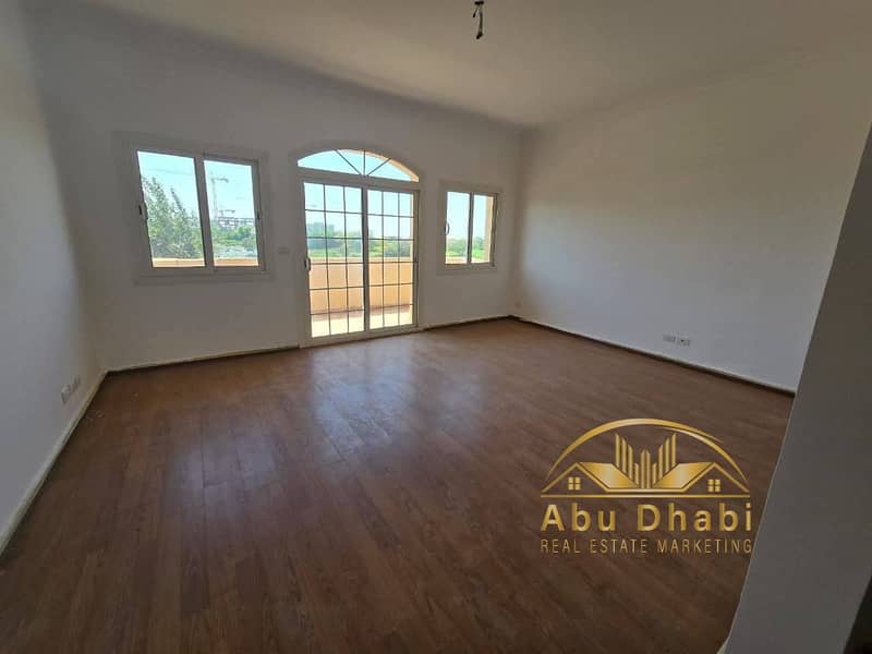 6 537456414_749917884474706_8589546127852003870_n. jpg