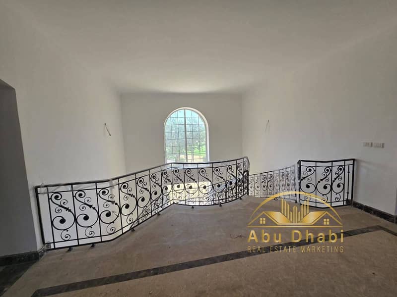 8 537326965_749917991141362_4202230100171063077_n. jpg