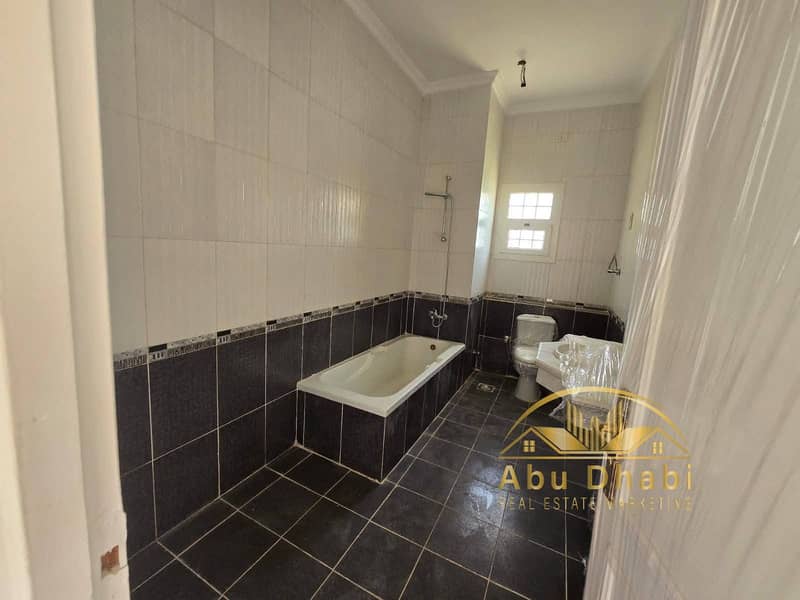 11 537224492_749918097808018_2304959825697690783_n. jpg