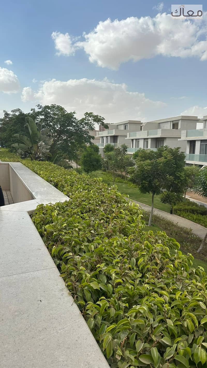 19 e4425a33-9636-4f0c-a437-eadea43132a3. jpeg