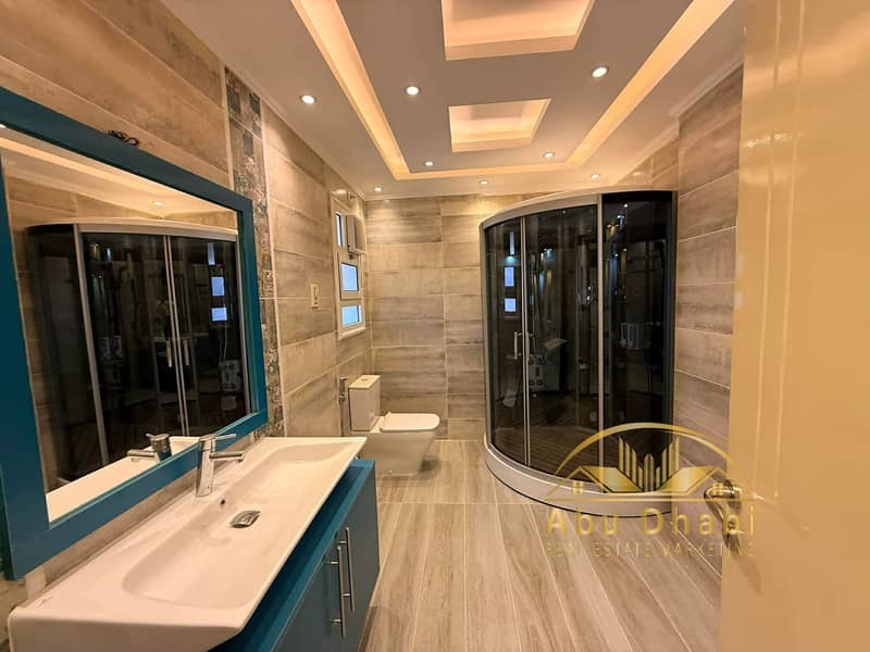 5 300bfbc5-359e-453b-b800-a04ff306feb3. jpg