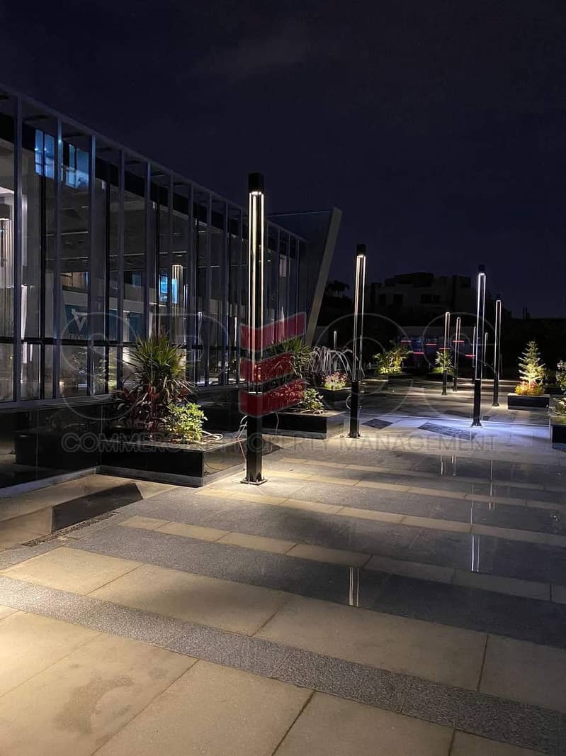 5 bc7a26a0-74fd-4a98-8238-a8d557281b65. jpg