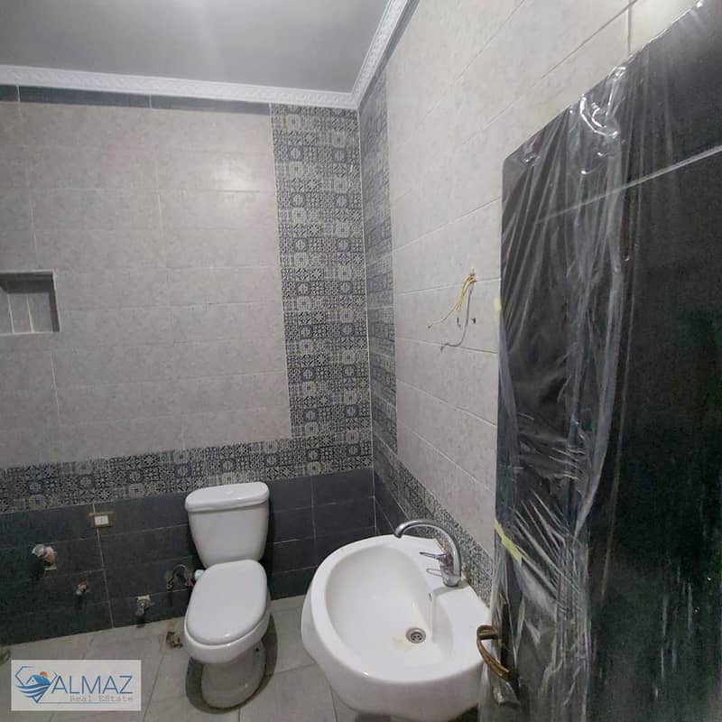 8 WhatsApp Image 2025-12-13 at 10.57. 21 AM. jpeg