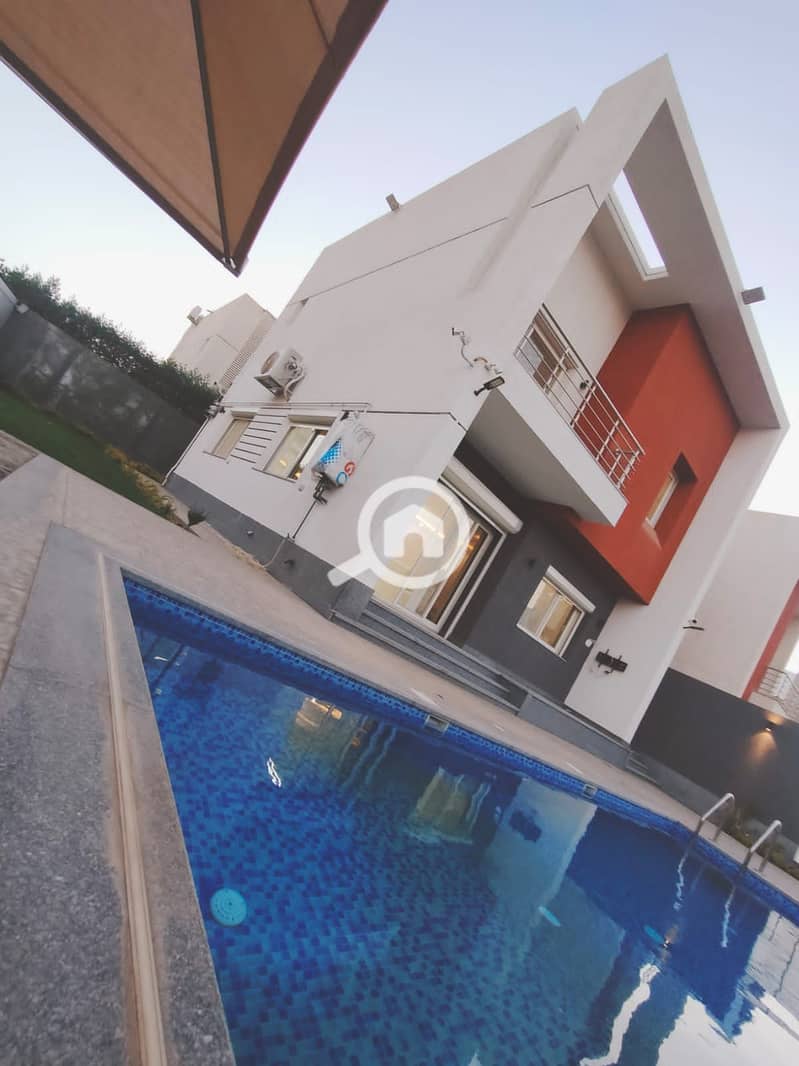 3 6c82b205-0831-430e-b597-ff170445f648. jpeg