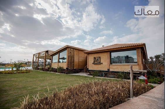 8 c23ef98a-5d2b-4693-953f-c46d7ec2860e. jpg