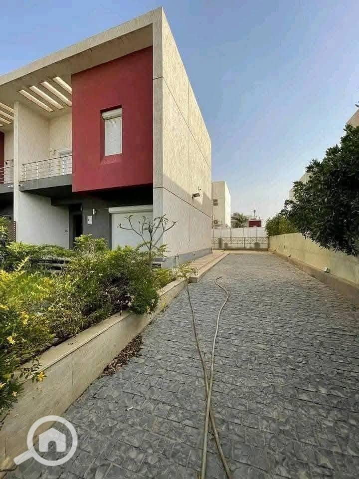 6 152720b7-452a-4d4f-9e44-6aca01ac90f8. jpeg