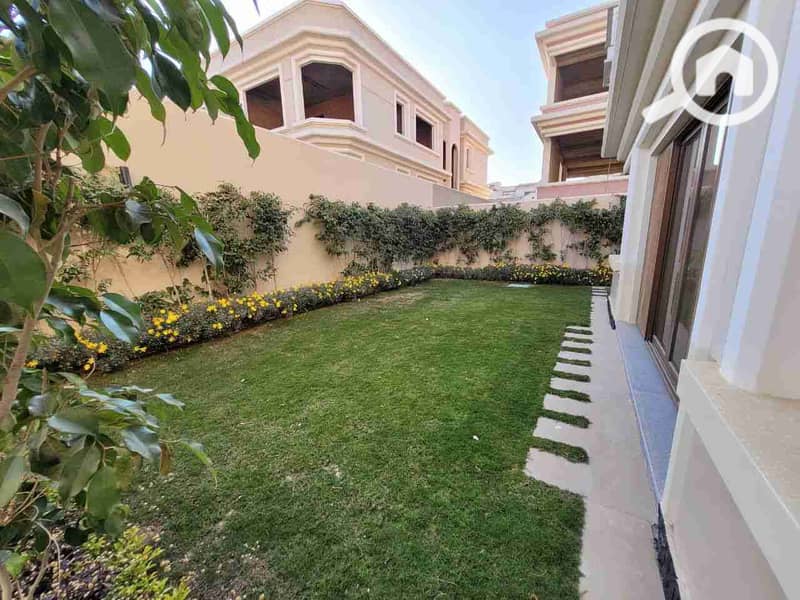 1000459096. jpg 1000459096. jpg