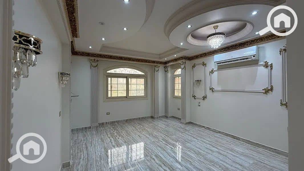 3 7bc82cd2-dfbe-41d7-93e2-094775a40dbf. jpeg