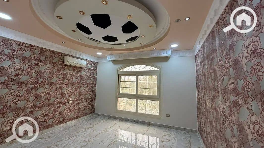 6 5bb3d086-9c68-42af-bf75-07209f0a3a3b. jpeg