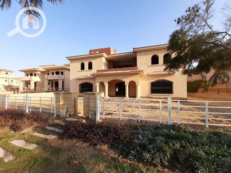 10 122338390_835637053895212_1667003986270815623_n. jpg