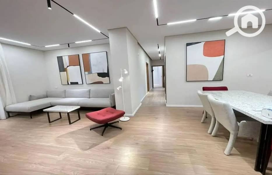 3 8183076-79870o_1400x900. jpg