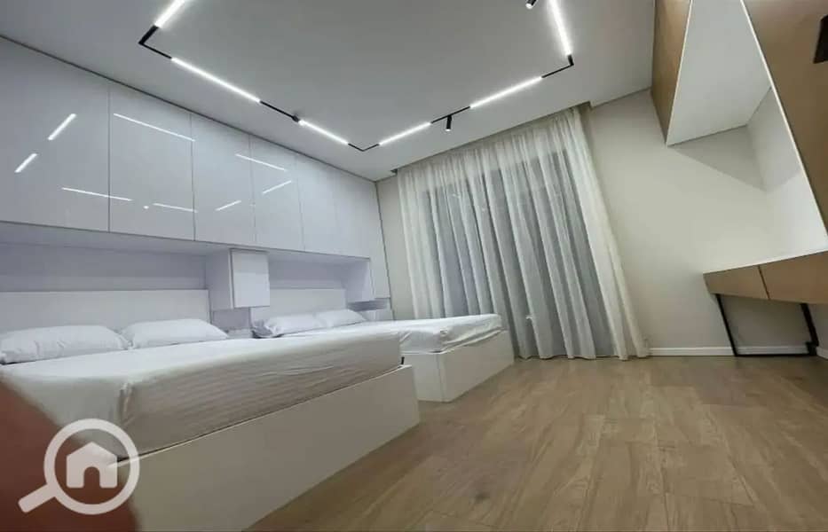 5 8183076-6314ao_1400x900. jpg