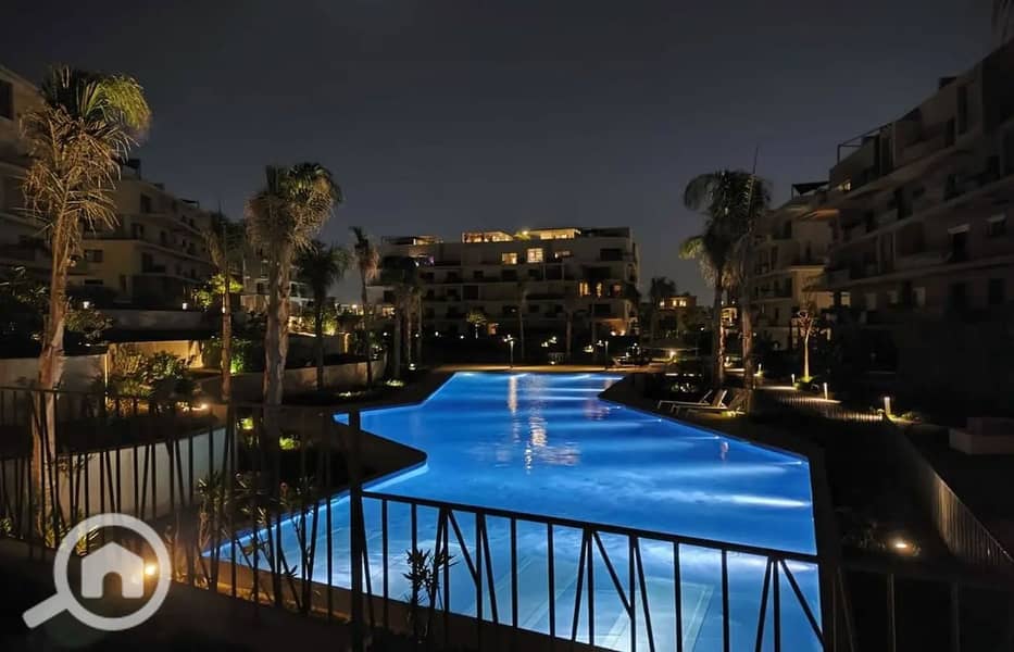 10 8183076-1ea11o_1400x900. jpg