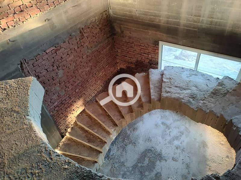 10 149408221_914390119353238_3033842268331920079_n. jpg