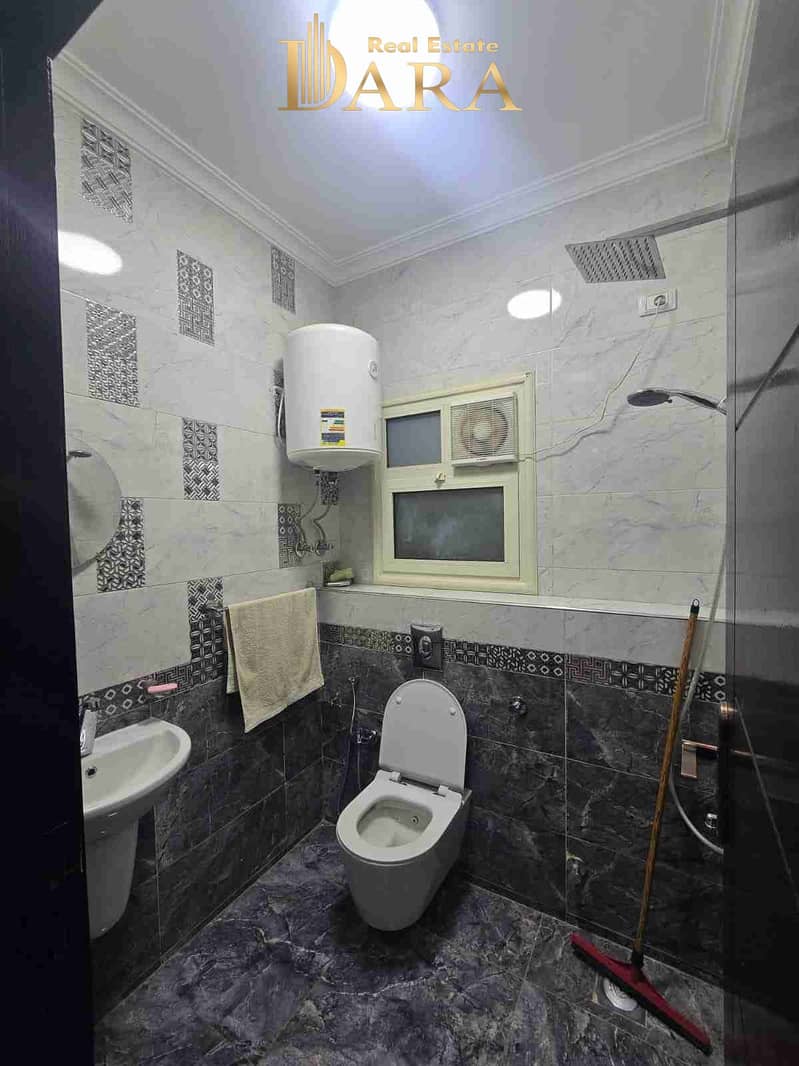 9 motion_photo_5239074528552268296. jpg