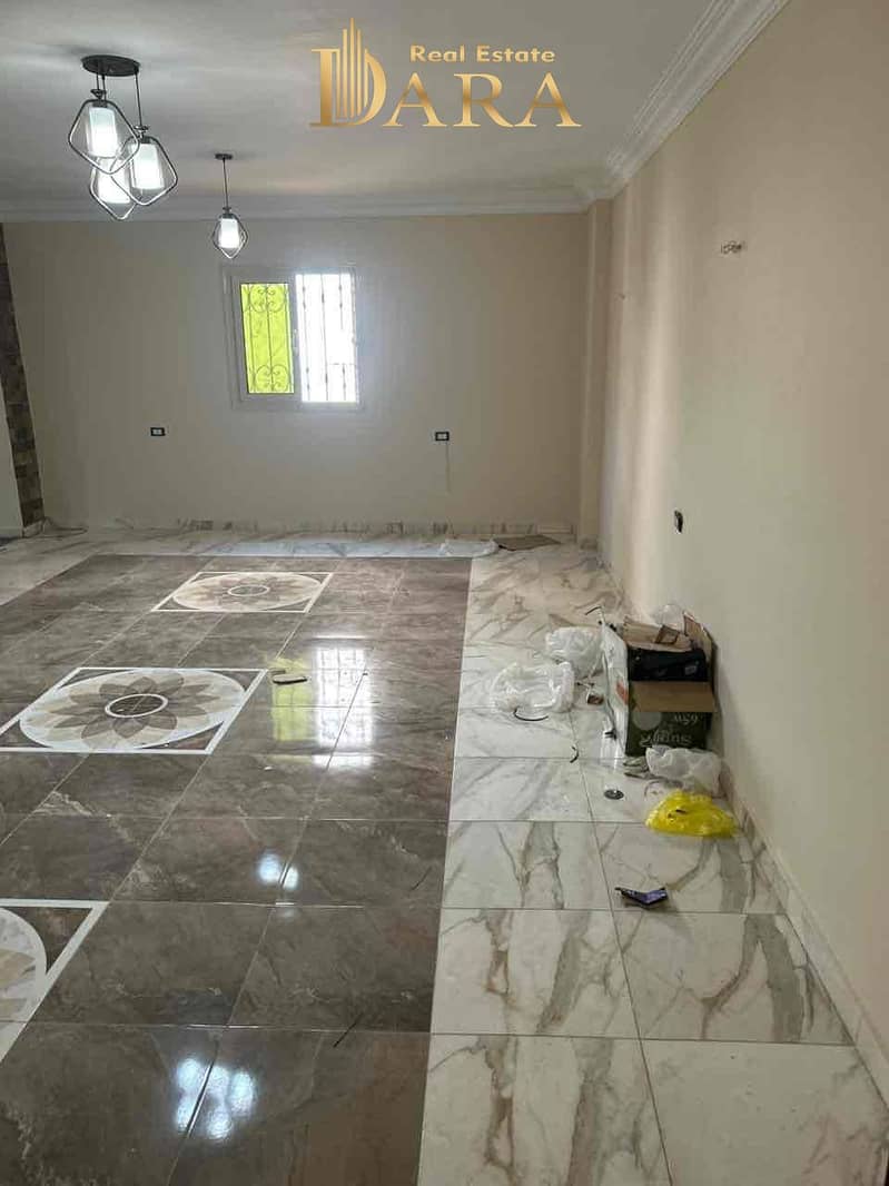 5 ff7329e2-fa87-4c6b-bc50-5e7f785c38e9. jpg