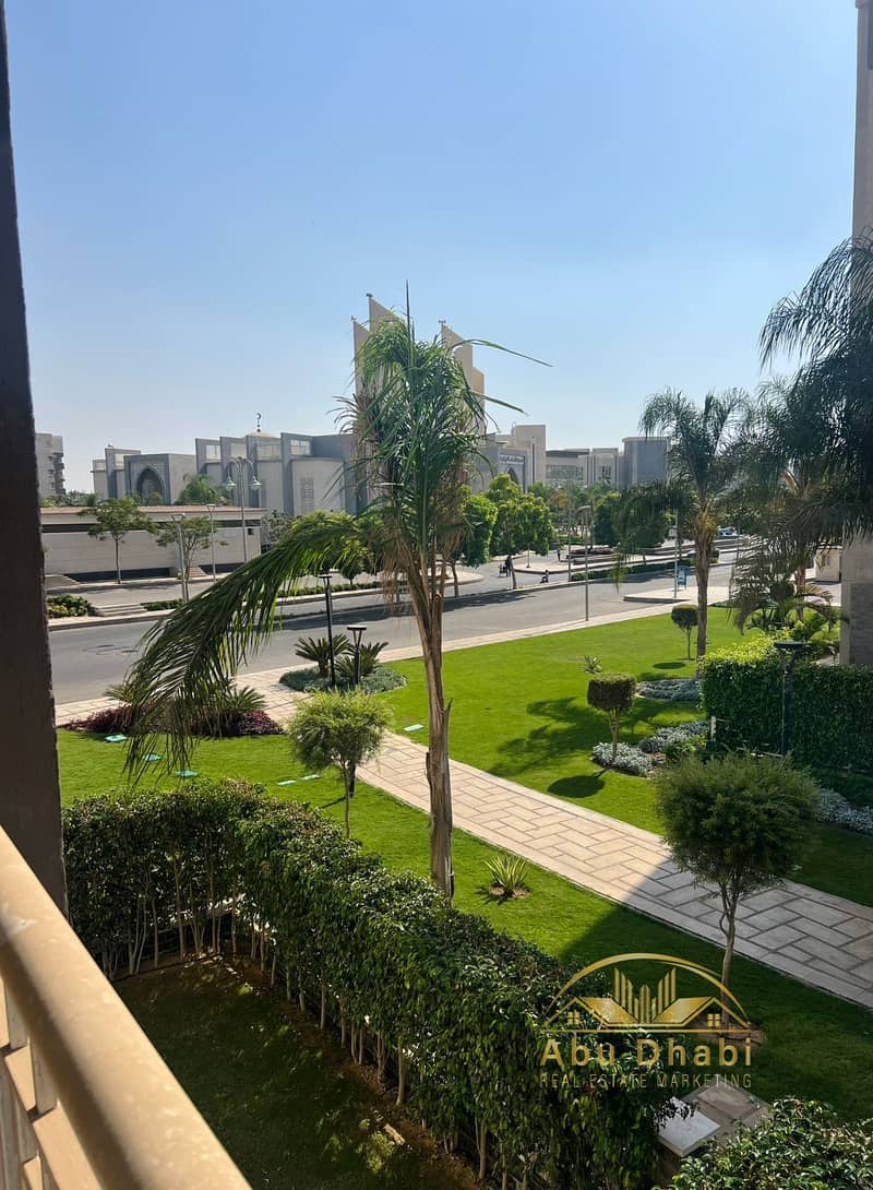 2 0451b538-5cc1-4018-9a68-28e5aabc7b38. jpg