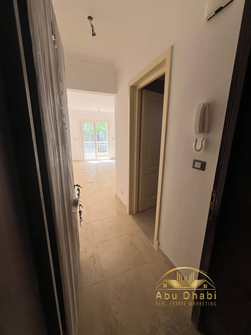 5 0f4e777a-7fc6-4ac8-9886-84d3c1bba359. jpg