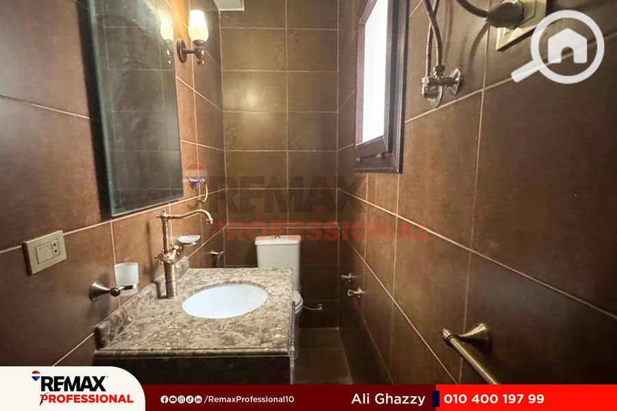 11 WhatsApp Image 2025-10-26 at 2.33. 30 PM (4). jpg