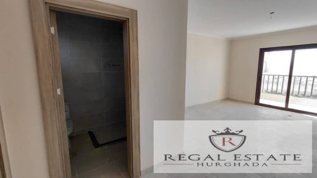 2 3d9dc6ef-5bf8-4157-9b58-8bf495bf76d7. jpg