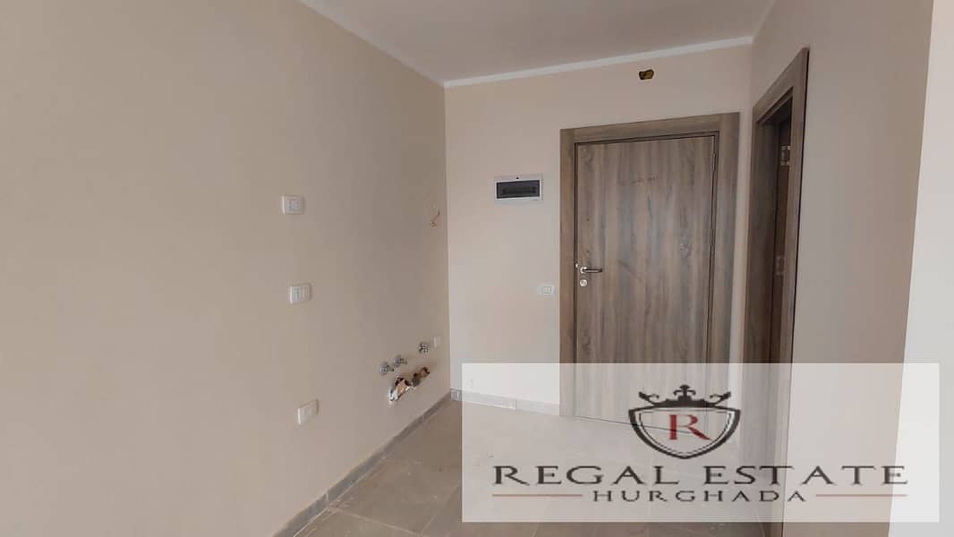 10 cb7bfed5-9bf1-404d-bbd9-f7b9dc7c8164. jpg