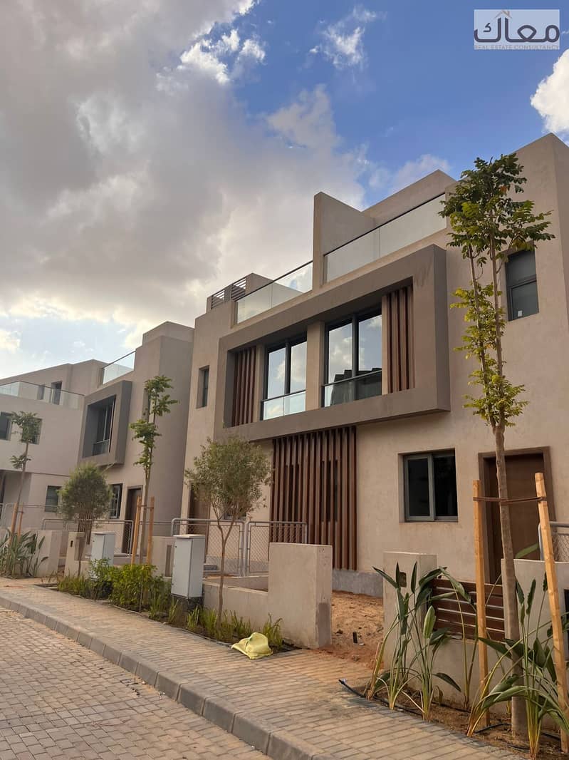 10 WhatsApp Image 2025-12-13 at 11.13. 44 AM (1). jpeg