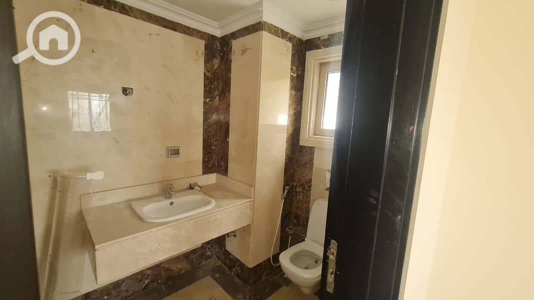 11 51c51c48-4ad7-423d-b5dd-aadf31c7c609. jpeg