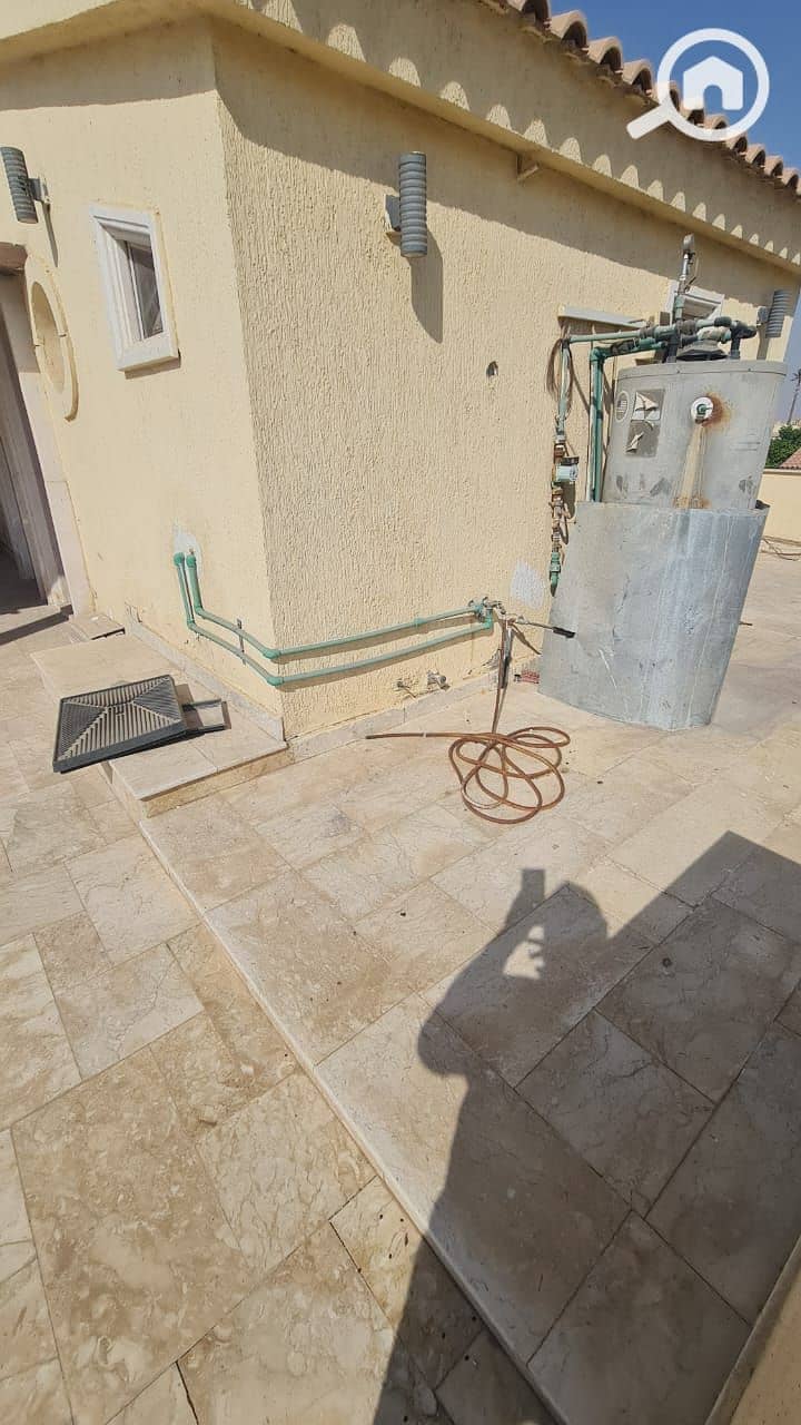 27 d57ac80e-0c65-444a-b502-808515cfa909. jpeg