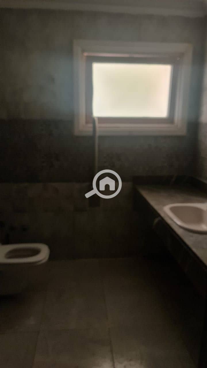 36 f5c96746-38e4-435f-92fa-5f3a4ad5f2f9. jpeg