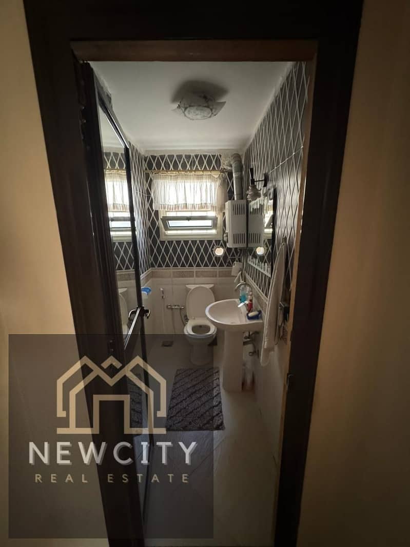 7 صورة واتساب بتاريخ 2025-12-13 في 12.43. 01_219c5263. jpg