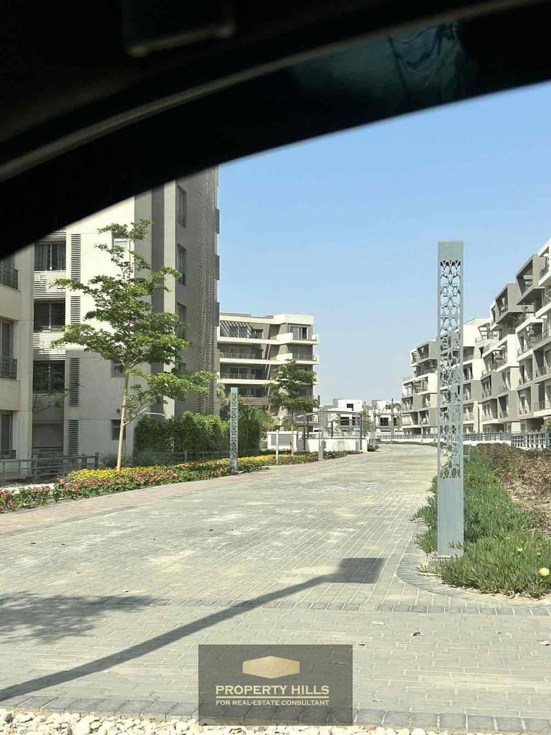 17 943da7c2-e4c9-4b22-b7f4-2521479277ac. jpg