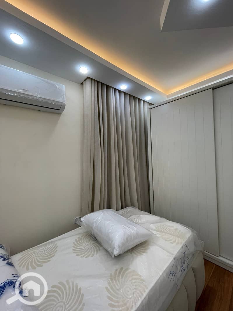 5 d66f0f8d-d840-47fd-bca3-ecd64ff648cf. jpg