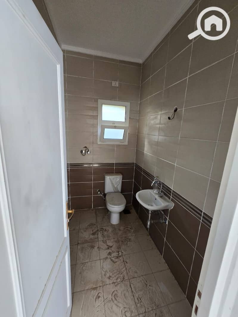 19 dfeffd90-0e2e-4891-bff4-12ccd910d6c9. jpeg