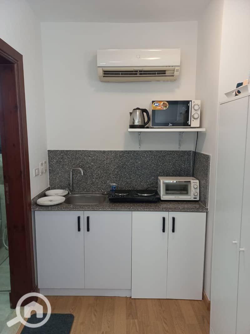 3 4b384027-6c98-41a8-8210-f74dd580974d. jpg