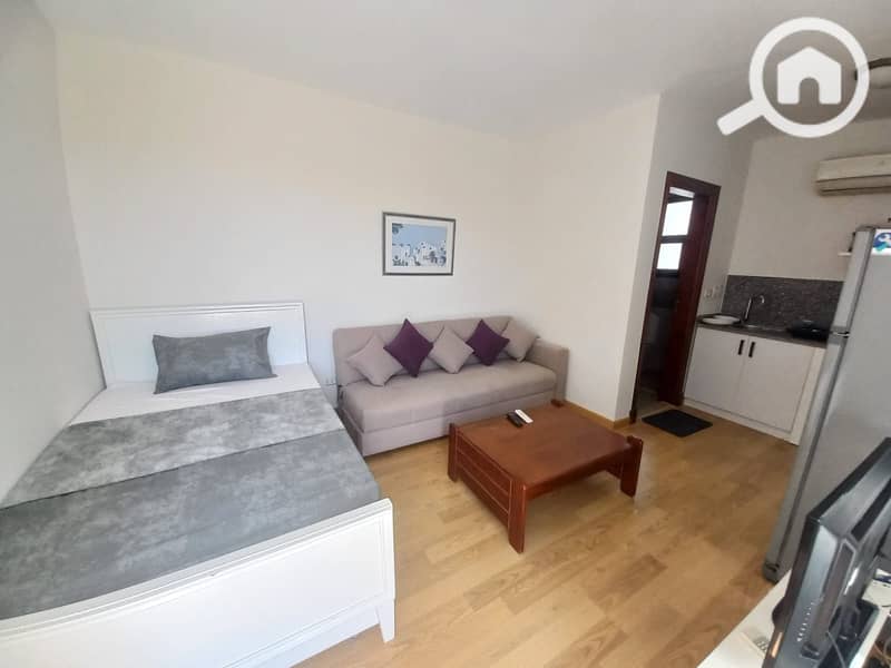 9 da96a9df-17f6-4d77-a2f9-6c7b380431b9. jpg