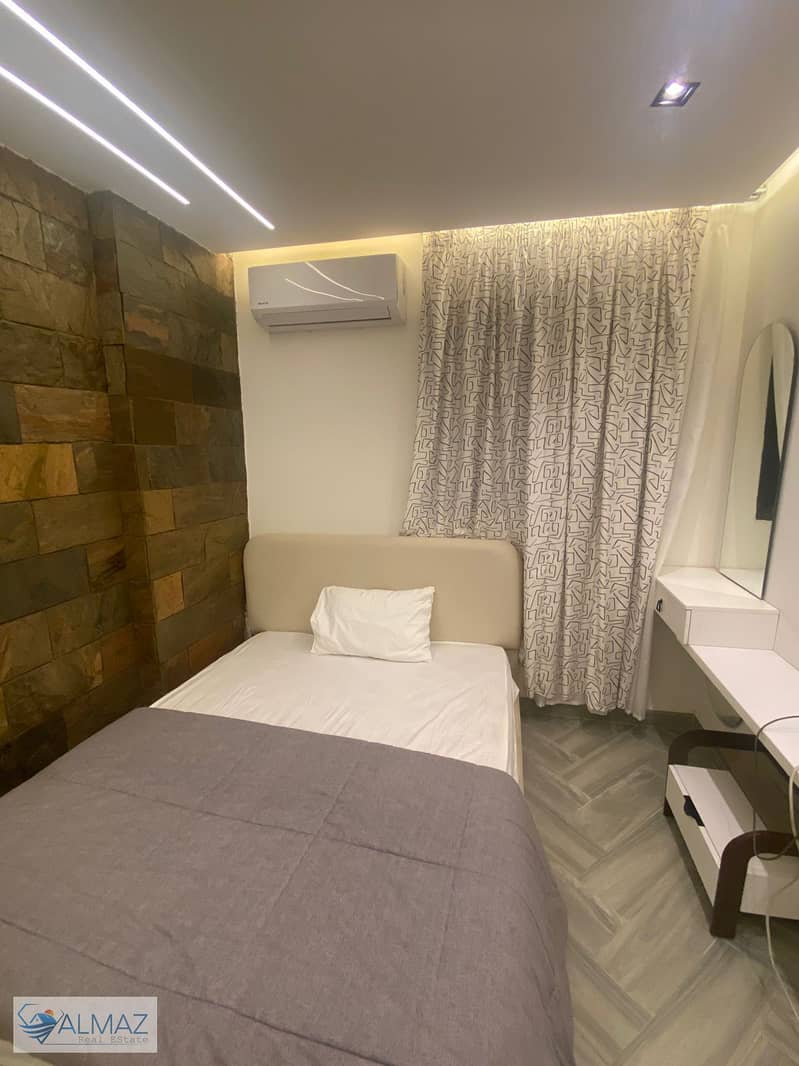 6 WhatsApp Image 2025-12-13 at 1.03. 33 PM (1). jpeg