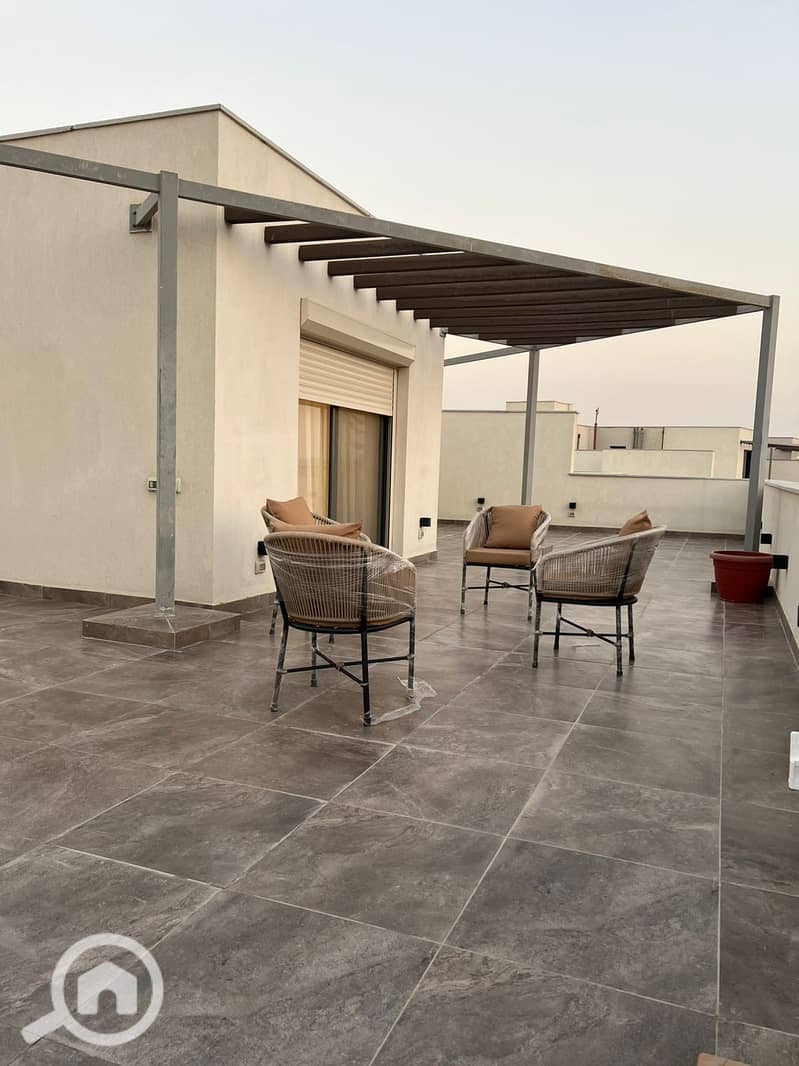 7 WhatsApp Image 2025-12-10 at 3.51. 55 PM (2). jpeg