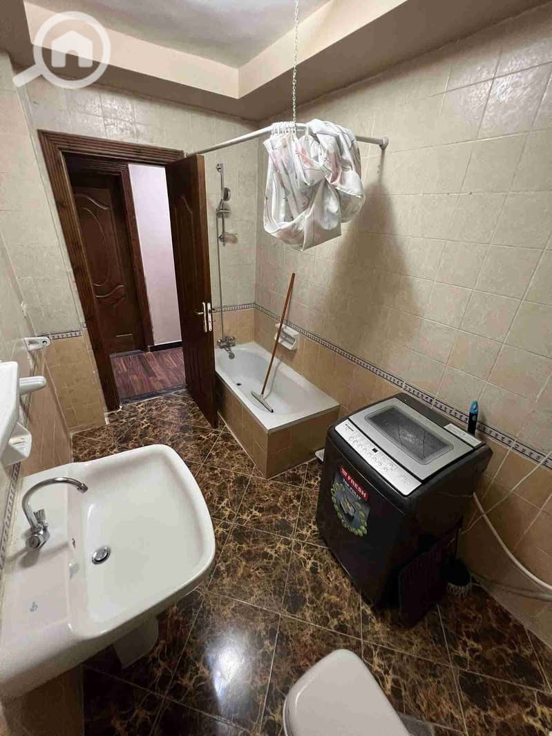 12 FB_IMG_1765486259279. jpg