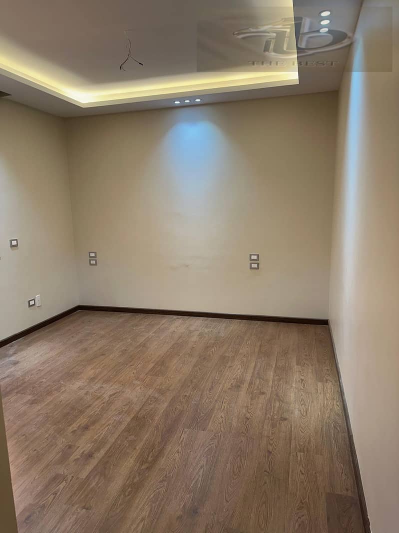 6 WhatsApp Image 2025-12-13 at 1.29. 57 PM (1). jpeg