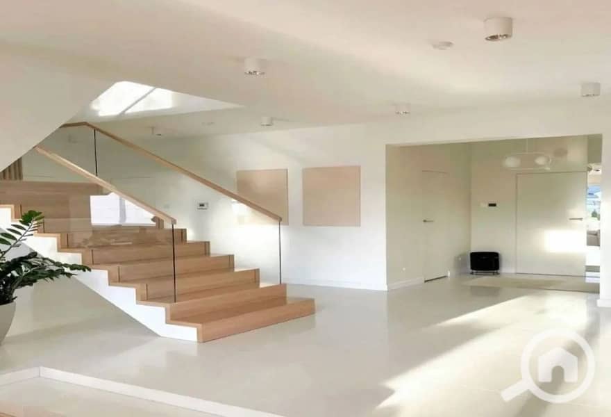 5 cf6c9c0b7acb416f8a560b7479edd05d. jpg