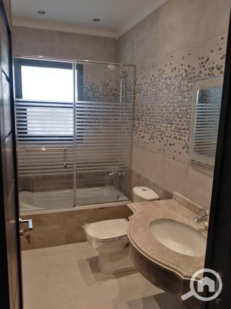 5 9a04f9c1-85a1-4f0b-90df-e6d867b56b14. jpeg