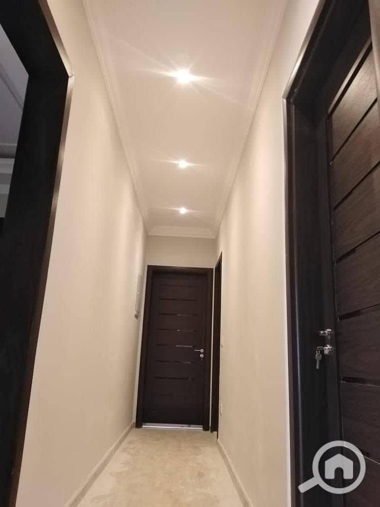 10 e72a86fe-c331-4c57-a68b-636b7850be03. jpeg