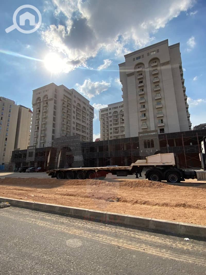 10 456 (2) (Custom). png