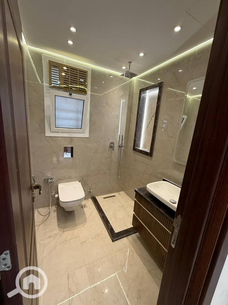 6 WhatsApp Image 2025-11-12 at 1.55. 38 PM (2). jpeg