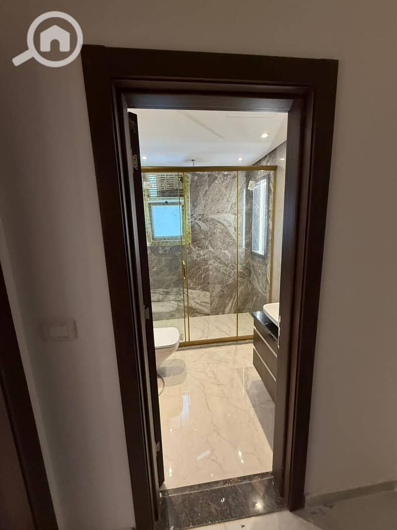 10 WhatsApp Image 2025-11-12 at 1.55. 40 PM (1). jpeg