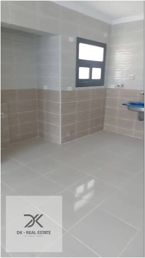 6 WhatsApp Image 2025-12-10 at 2.56. 28 PM (2). jpeg