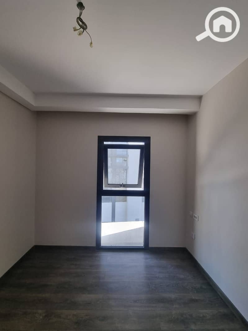 6 WhatsApp Image 2025-11-19 at 14.55. 48_3d59e814. jpg