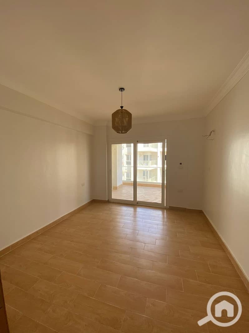 12 WhatsApp Image 2025-08-13 at 13.34. 01_5b0e7bbf. jpg