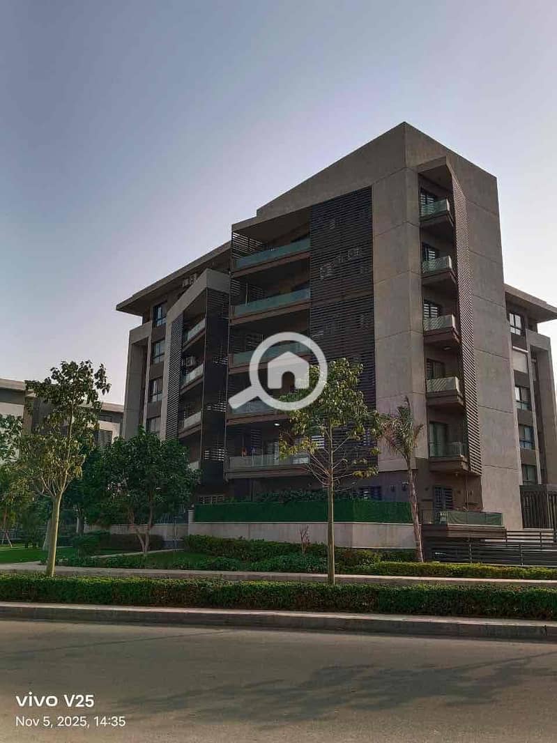 3 8036395f-94f6-440f-8fe6-e87110ce5954. jpg