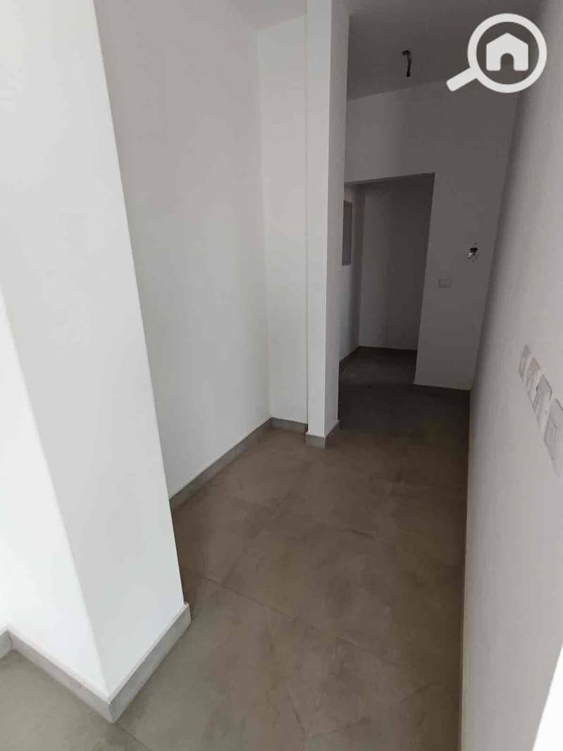 14 14adf520-83c6-4b36-87cf-ce5dad62d254. jpg